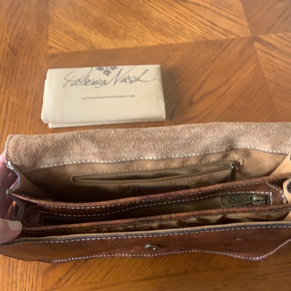 ✨SOLD✨EUC Patricia Nash Handbag Genuine Leather - Picture 8 of 16